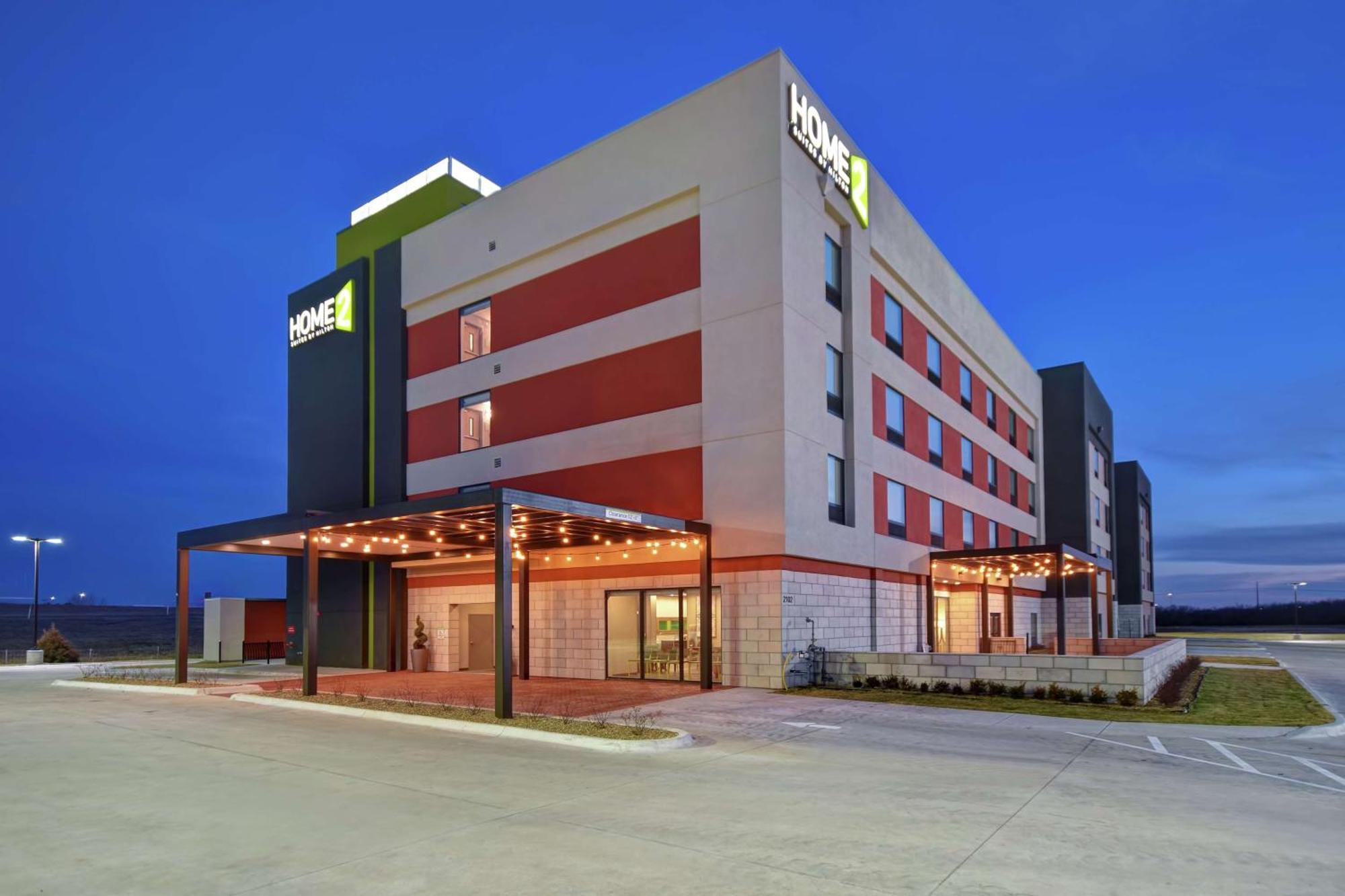 Home2 Suites By Hilton Wichita Northeast Екстериор снимка